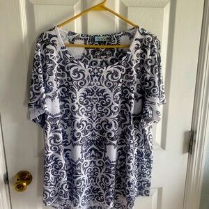 Black/White Print Top